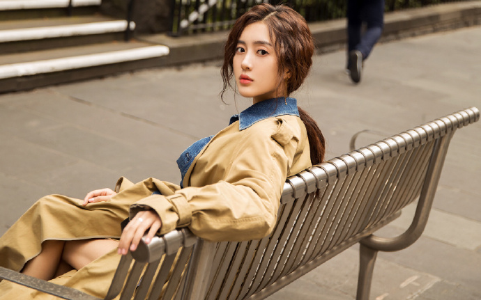 李强同澳大利亚总理阿尔巴尼斯共同出席第八届中澳工商界首席执行官圆桌会